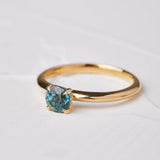 Crocus design with Sapphire