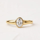 Amazon design with oval Lab Diamond