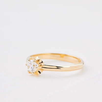 Kahlo ring set with a quarter carat natural diamond