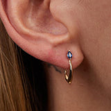 Almond earrings with sapphire stones