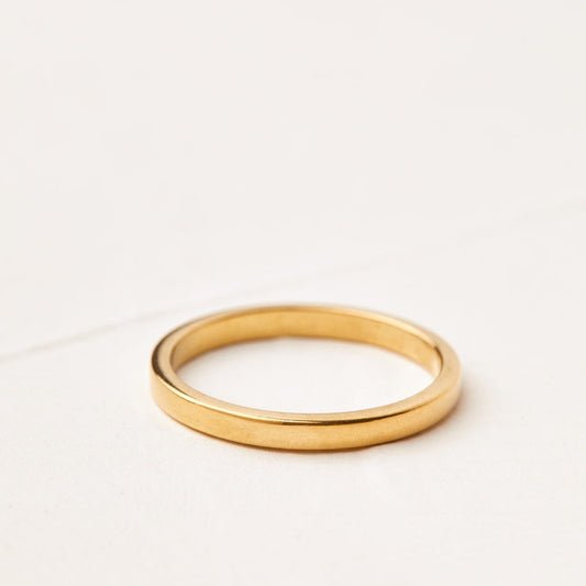 טבעת נישואין מזהב לגבר דגם אגוז