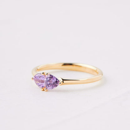 Miro ring set with purple sapphires