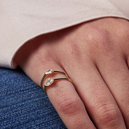 Blue gold ring with a one-third carat laboratory diamond